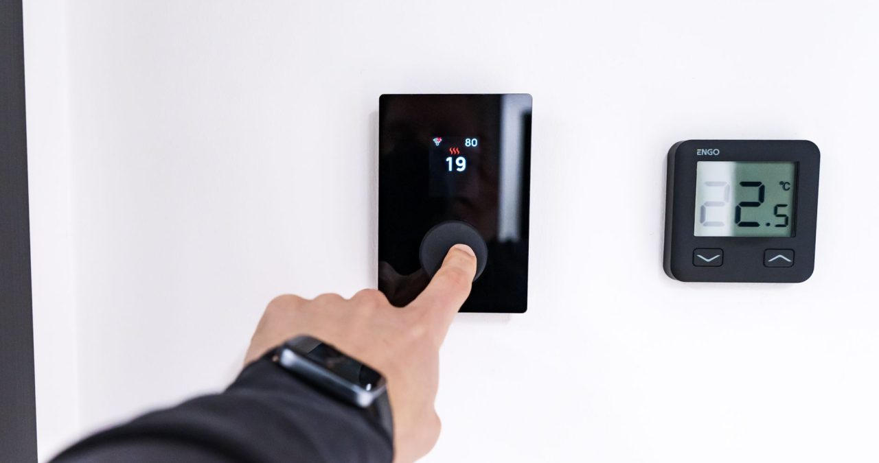 Cum reduce termostatul facturile la Lapis Residence Iași